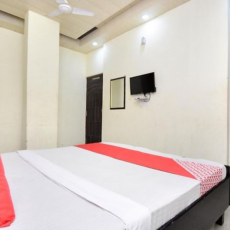 Oyo 29409 Hotel Best Sleep Inn ชลันธระ ภายนอก รูปภาพ