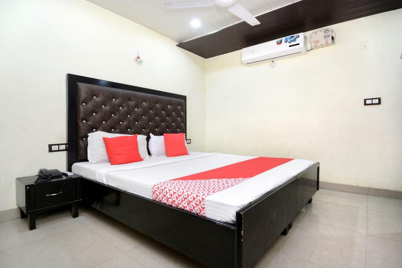 Oyo 29409 Hotel Best Sleep Inn ชลันธระ ภายนอก รูปภาพ